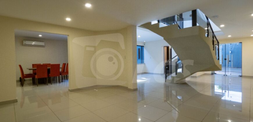 0320 RESIDENCIA EN BARRIO MARISCAL ESTIGARRIBIA, ZONA AVDA. BOGGIANI