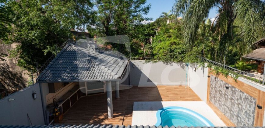 0320 RESIDENCIA EN BARRIO MARISCAL ESTIGARRIBIA, ZONA AVDA. BOGGIANI