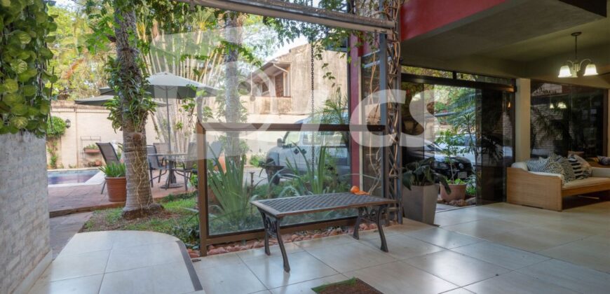 0321 HOTEL BOUTIQUE EN LUQUE, BARRIO LOMA MERLO