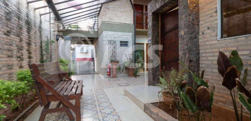 0321 HOTEL BOUTIQUE EN LUQUE, BARRIO LOMA MERLO