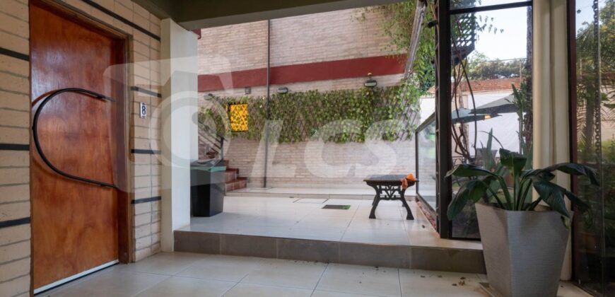 0321 HOTEL BOUTIQUE EN LUQUE, BARRIO LOMA MERLO