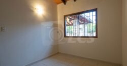 0315 CASA EN LAMBARÉ, BARRIO SANTO DOMINGO