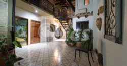 0321 HOTEL BOUTIQUE EN LUQUE, BARRIO LOMA MERLO