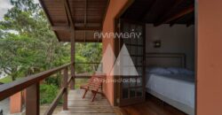 A0252 CHALET EN BALNEARIO CAMBORIÚ, PRAIA DO ESTALEIRO – ALQUILER POR TEMPORADA