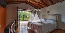 A0252 CHALET EN BALNEARIO CAMBORIÚ, PRAIA DO ESTALEIRO – ALQUILER POR TEMPORADA