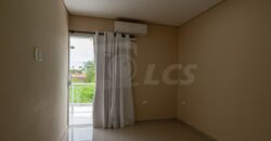A0087 ALQUILO DÚPLEX EN BARRIO ITÁ ENRAMADA, ZONA YACHT Y GOLF CLUB