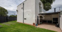 A0087 ALQUILO DÚPLEX EN BARRIO ITÁ ENRAMADA, ZONA YACHT Y GOLF CLUB