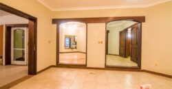 A0098 ALQUILO RESIDENCIA EN BARRIO NAZARETH