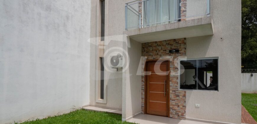 A0087 ALQUILO DÚPLEX EN BARRIO ITÁ ENRAMADA, ZONA YACHT Y GOLF CLUB