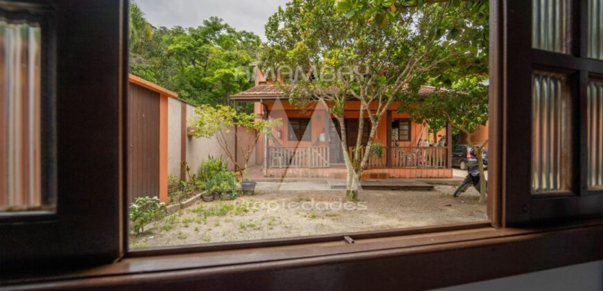 A0253  CHALET EN BALNEARIO CAMBORIÚ, PRAIA DO ESTALEIRO – ALQUILER POR TEMPORADA