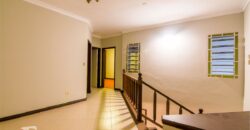 A0098 ALQUILO RESIDENCIA EN BARRIO NAZARETH