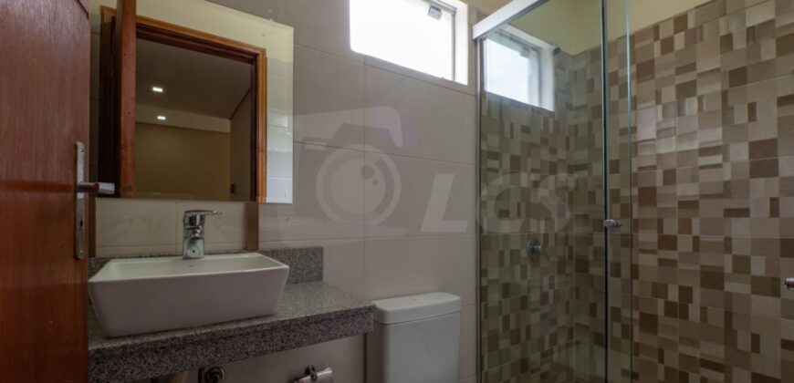 A0087 ALQUILO DÚPLEX EN BARRIO ITÁ ENRAMADA, ZONA YACHT Y GOLF CLUB