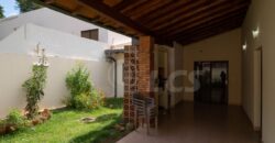 A0105 ALQUILO CASA EN LAMBARÉ, BARRIO VALLE YVATE