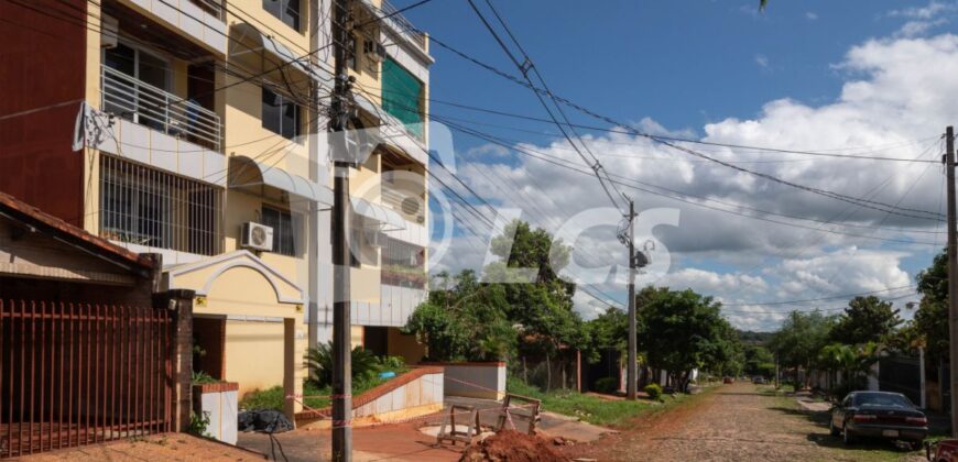 0340 DEPARTAMENTO EN LAMBARÉ, ZONA AVDA. REPÚBLICA ARGENTINA