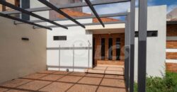 A0105 ALQUILO CASA EN LAMBARÉ, BARRIO VALLE YVATE