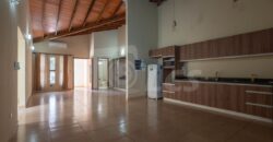 A0105 ALQUILO CASA EN LAMBARÉ, BARRIO VALLE YVATE