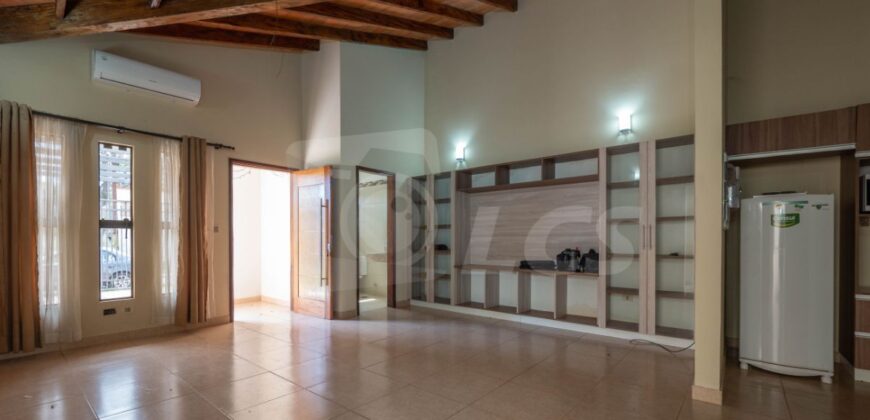 A0105 ALQUILO CASA EN LAMBARÉ, BARRIO VALLE YVATE