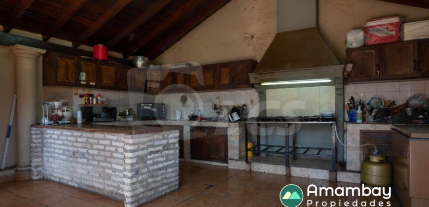 0349 CASA EN BARRIO OBRERO, A POCOS MINUTOS DEL CENTRO DE ASUNCIÓN