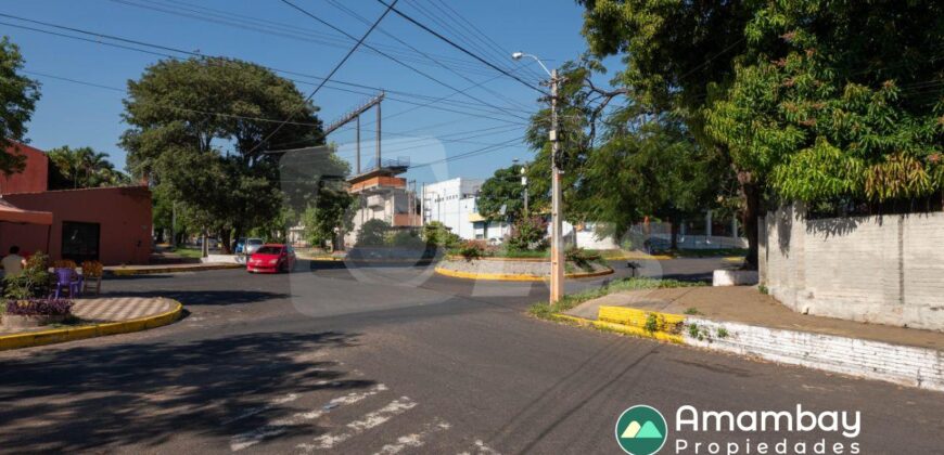 0349 CASA EN BARRIO OBRERO, A POCOS MINUTOS DEL CENTRO DE ASUNCIÓN