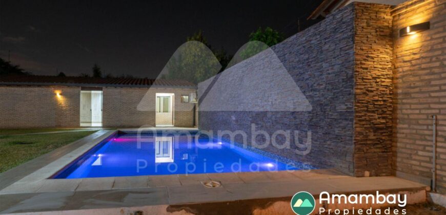 0319 CASA EN LAMBARÉ, ZONA YACHT Y GOLF CLUB PYO.