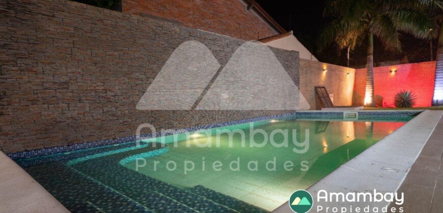 0319 CASA EN LAMBARÉ, ZONA YACHT Y GOLF CLUB PYO.