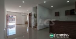 0353 DÚPLEX A ESTRENAR EN LAMBARÉ, BARRIO SANTO DOMINGO