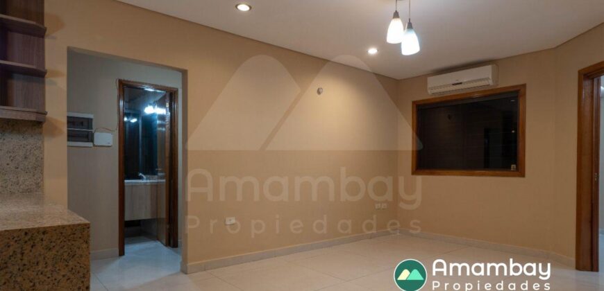 0319 CASA EN LAMBARÉ, ZONA YACHT Y GOLF CLUB PYO.