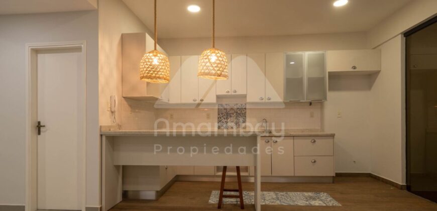 0160 DUPLEX EN LAMBARÉ, BARRIO PARQUES DEL YACHT