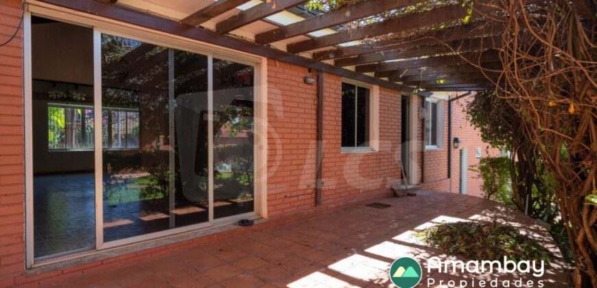 A0280 ALQUILO CASA EN BARRIO CARMELITAS, ZONA AVDA. SAN MARTÍN