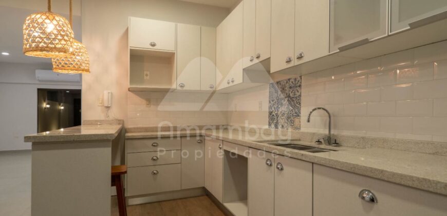 0160 DUPLEX EN LAMBARÉ, BARRIO PARQUES DEL YACHT