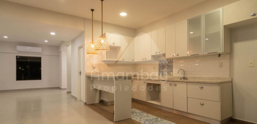 0160 DUPLEX EN LAMBARÉ, BARRIO PARQUES DEL YACHT