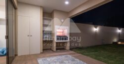 0160 DUPLEX EN LAMBARÉ, BARRIO PARQUES DEL YACHT