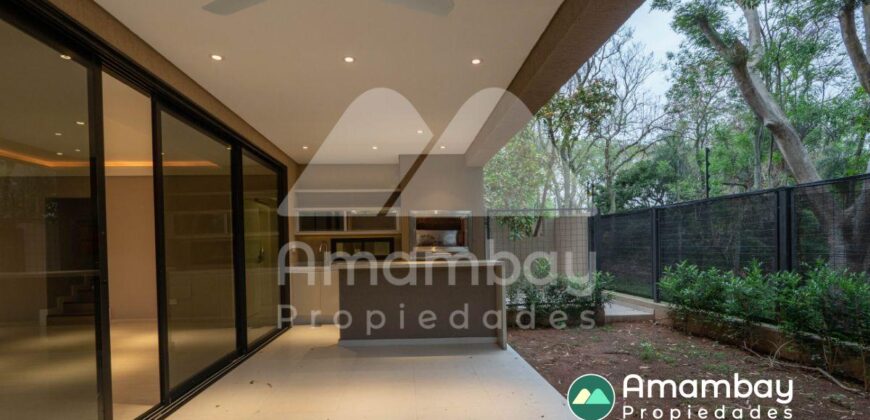 A0287 ALQUILO TRIPLEX EN LAMBARÉ, BARRIO PARQUES DEL YACHT
