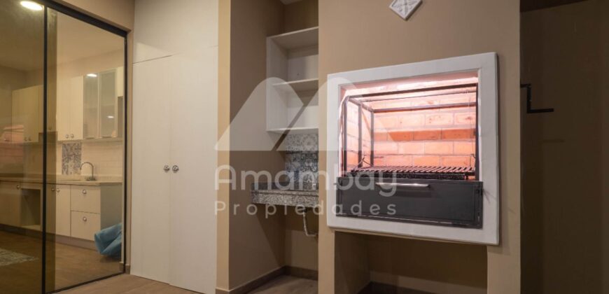 0160 DUPLEX EN LAMBARÉ, BARRIO PARQUES DEL YACHT