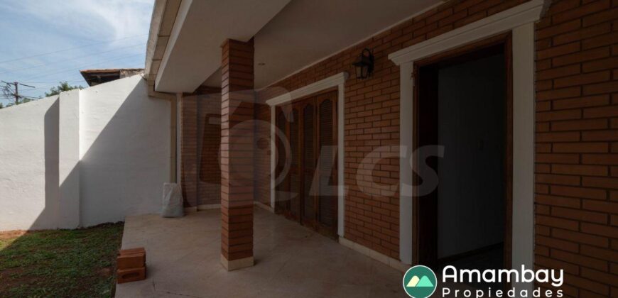 A0269 ALQUILO CASA EN BARRIO SAN CRISTOBAL, ZONA AVDA. MARISCAL LÓPEZ