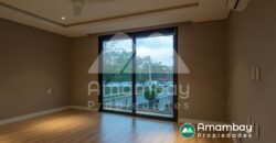 A0287 ALQUILO TRIPLEX EN LAMBARÉ, BARRIO PARQUES DEL YACHT