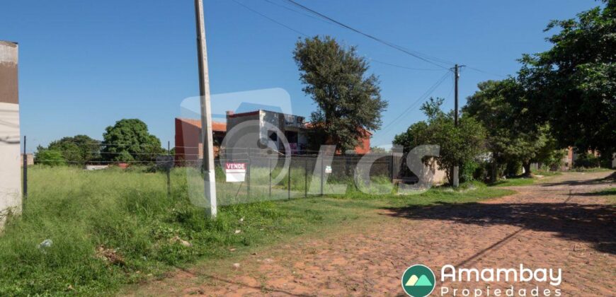 0360 TERRENO EN LAMBARÉ, ZONA COLEGIO SEK