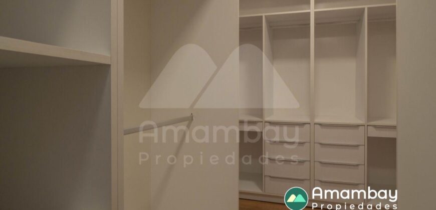 A0287 ALQUILO TRIPLEX EN LAMBARÉ, BARRIO PARQUES DEL YACHT