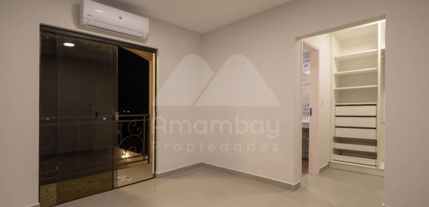 0160 DUPLEX EN LAMBARÉ, BARRIO PARQUES DEL YACHT