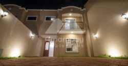 0160 DUPLEX EN LAMBARÉ, BARRIO PARQUES DEL YACHT