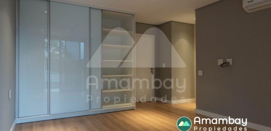 A0287 ALQUILO TRIPLEX EN LAMBARÉ, BARRIO PARQUES DEL YACHT