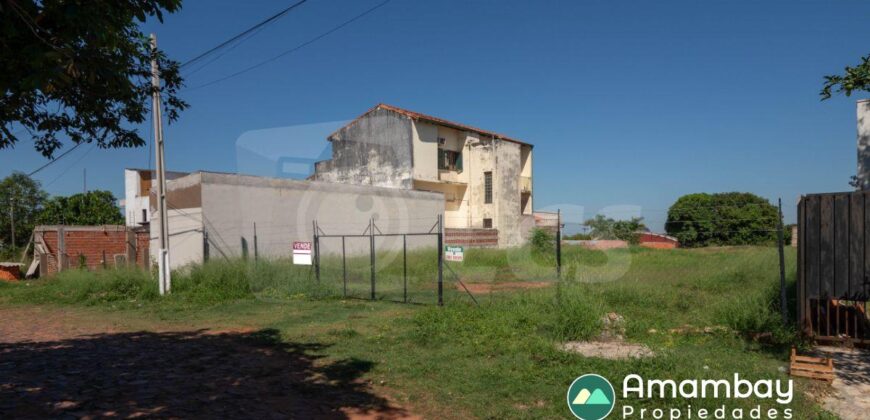 0360 TERRENO EN LAMBARÉ, ZONA COLEGIO SEK
