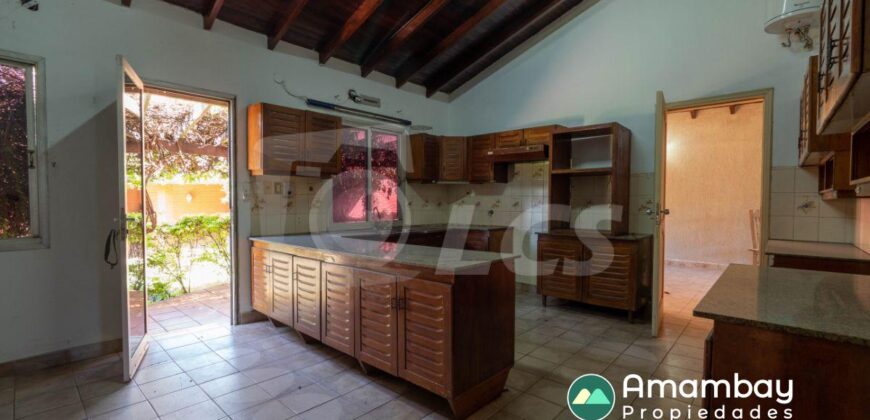 A0280 ALQUILO CASA EN BARRIO CARMELITAS, ZONA AVDA. SAN MARTÍN