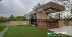 A0287 ALQUILO TRIPLEX EN LAMBARÉ, BARRIO PARQUES DEL YACHT