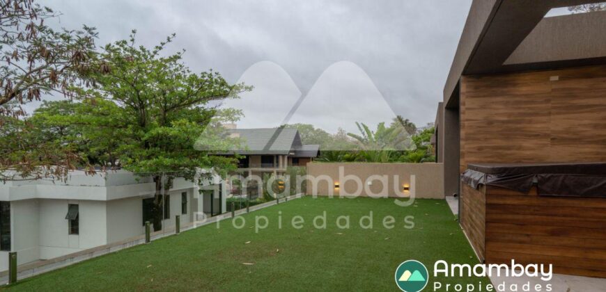 A0287 ALQUILO TRIPLEX EN LAMBARÉ, BARRIO PARQUES DEL YACHT