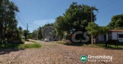 0360 TERRENO EN LAMBARÉ, ZONA COLEGIO SEK