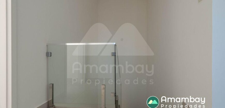 A0285 ALQUILO DÚPLEX EN LAMBARÉ, ZONA YACHT Y GOLF CLUB