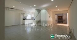 A0285 ALQUILO DÚPLEX EN LAMBARÉ, ZONA YACHT Y GOLF CLUB