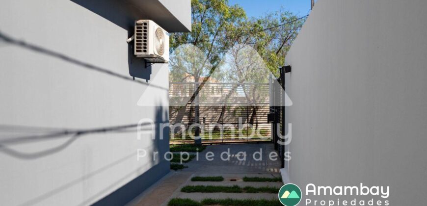 A0285 ALQUILO DÚPLEX EN LAMBARÉ, ZONA YACHT Y GOLF CLUB