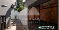 A0285 ALQUILO DÚPLEX EN LAMBARÉ, ZONA YACHT Y GOLF CLUB